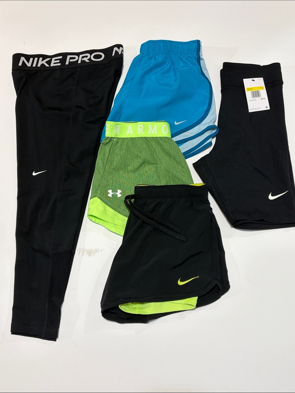 Nike Under Armour Women’s Small Athletic Bottoms 5-Piece Bundle